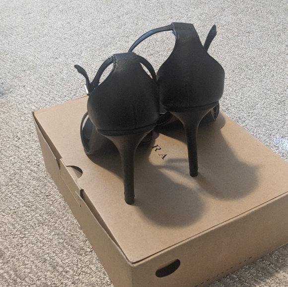 Zara Heel Sandals - Picture 3 of 4